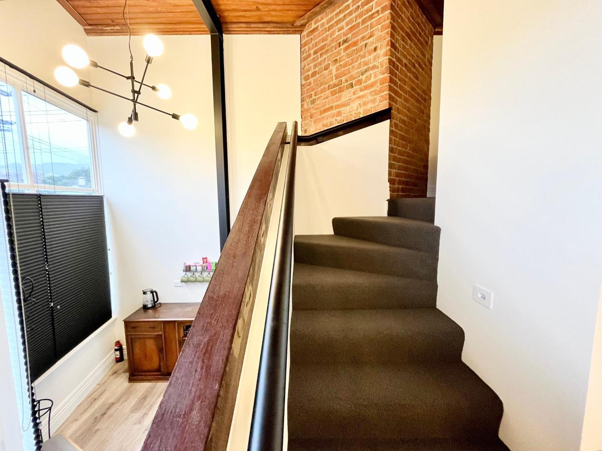 דנידין Opoho Heritage Guest Suite מראה חיצוני תמונה