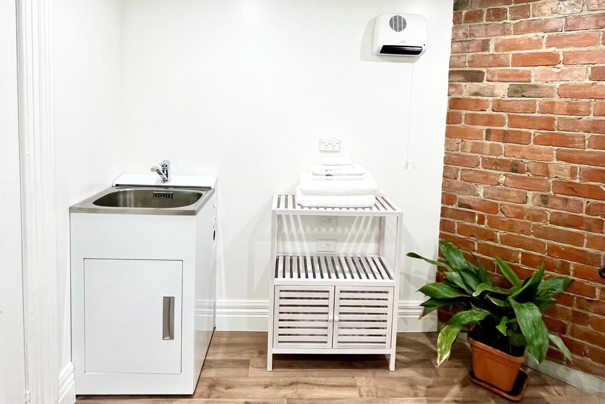 דנידין Opoho Heritage Guest Suite מראה חיצוני תמונה